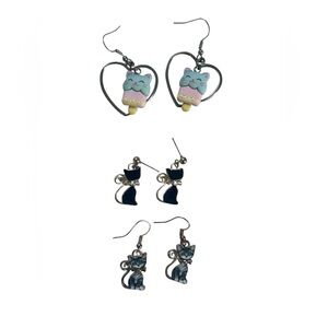 GIRL’S CAT EARRINGS